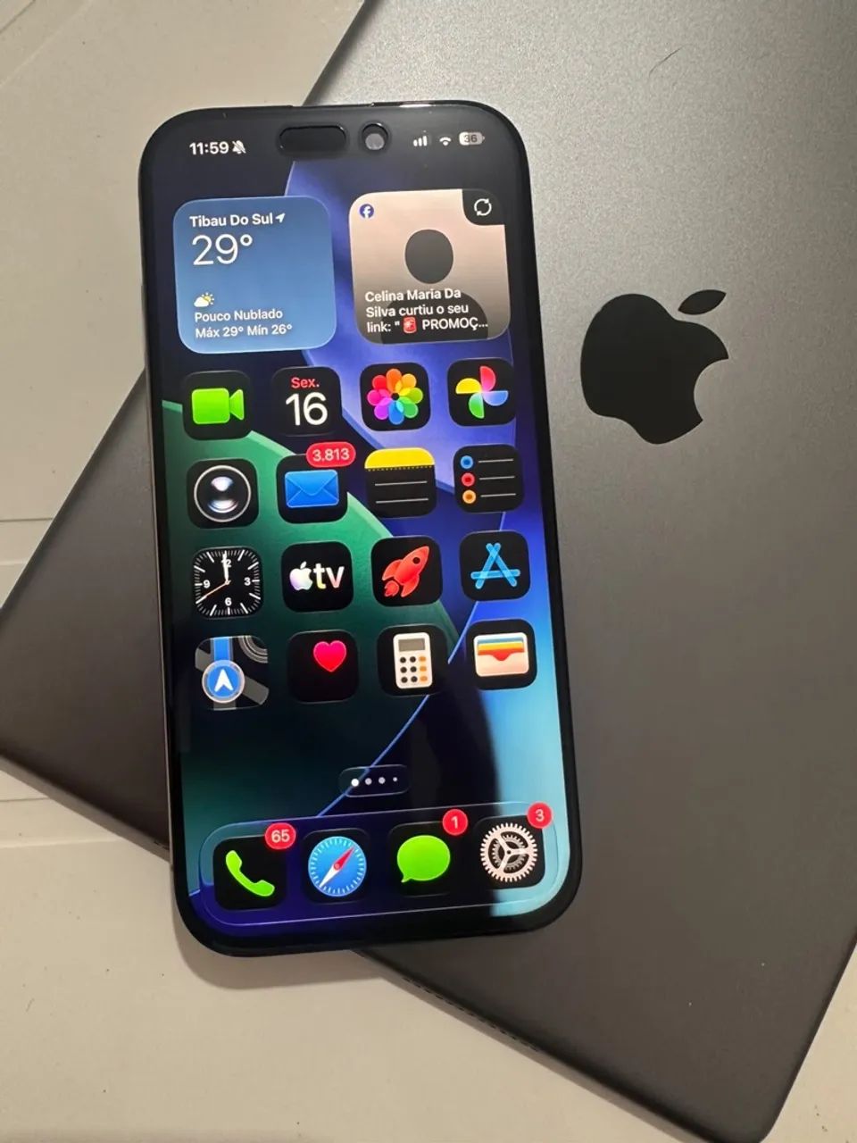 Vendo ou troco iPhone 16 pro 128GB - Foto 2