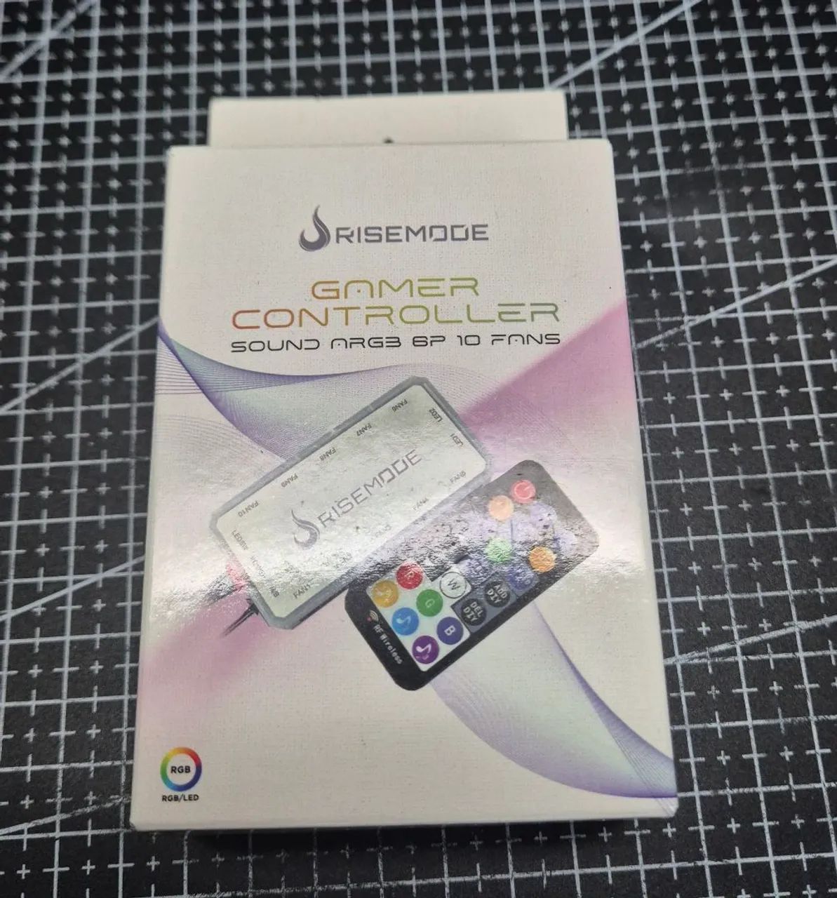 Controladora Rise Mode Sound Argb 10 fans branca