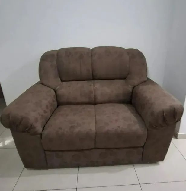 Sofá 02 LUGARES