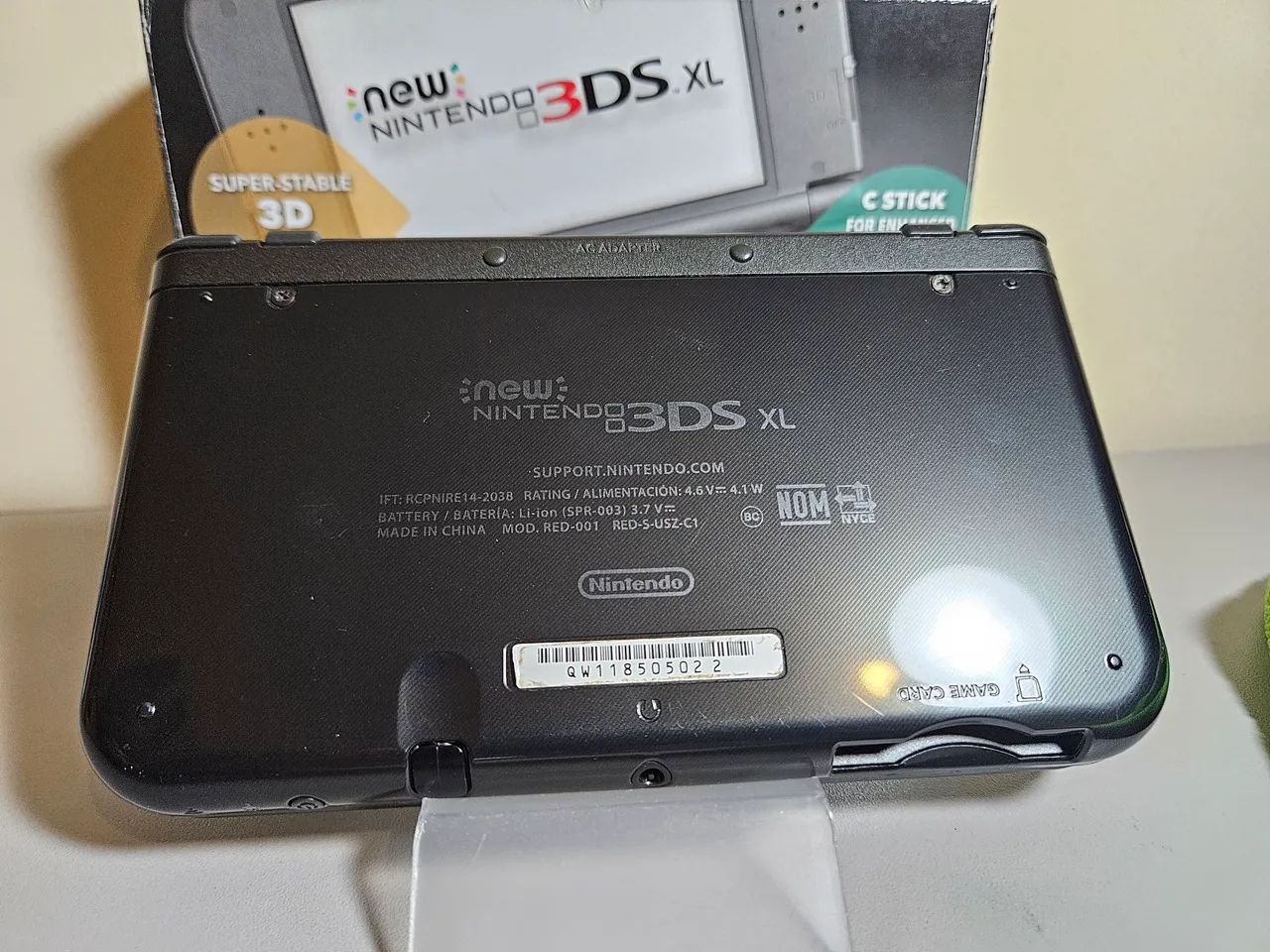 New Nintendo 3DS XL | Caixa com Serial | Com Pokemon Bank, Ultra Sun e Sun | Excelente - Foto 4
