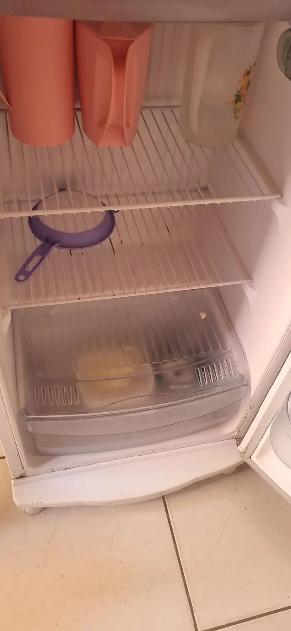 Vendo essa geladeira  - Foto 5