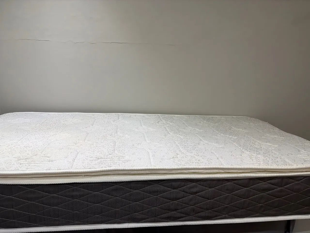 Cama nova solteiro