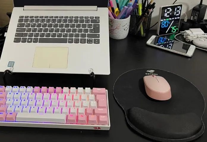 Mouse sem fio Logitech M170 - Conexão USB | Cor Rosa - Foto 4
