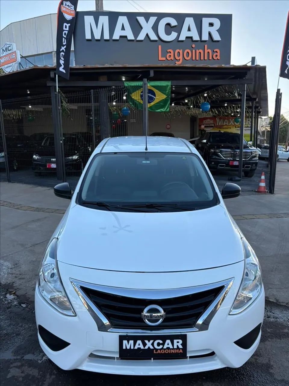 Nissan Versa 2021