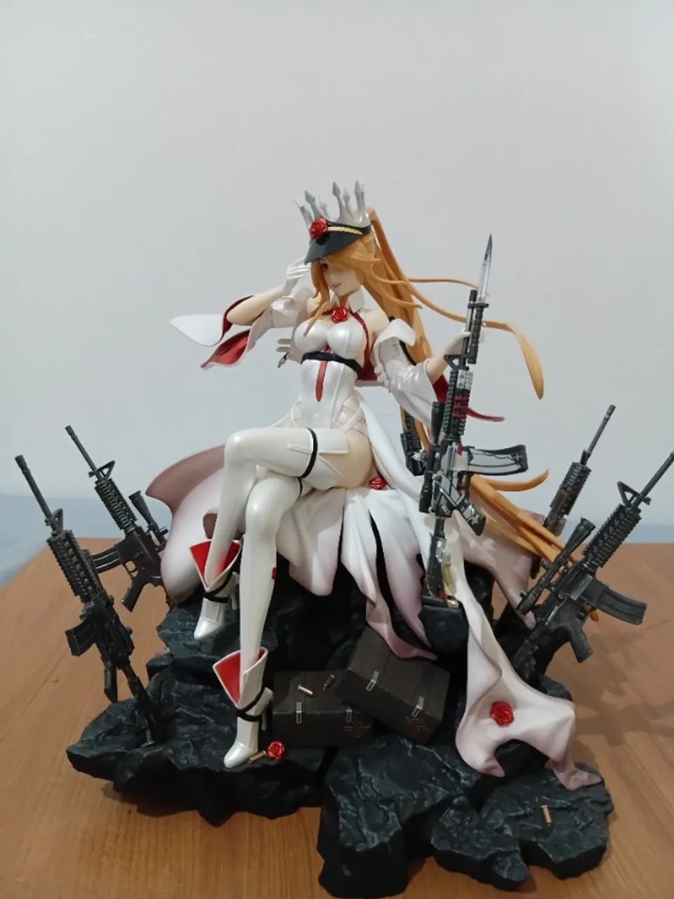 figure da Myethos Knives Agent Nyxia 1/7 
