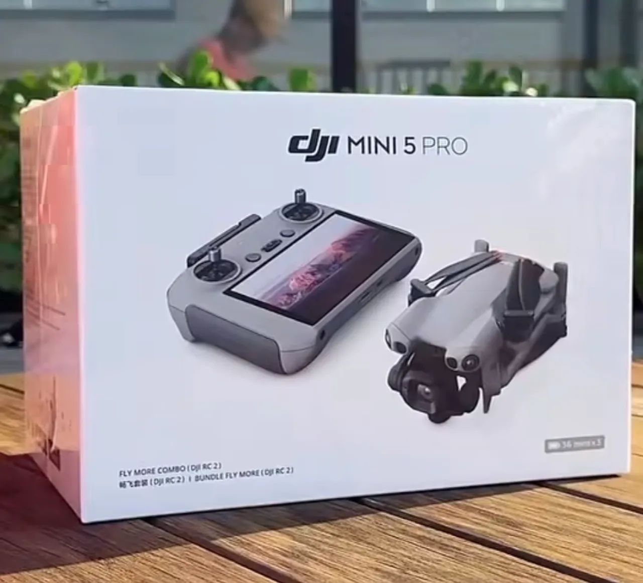Drone Dji Mini 5 Pro Combo Fly More