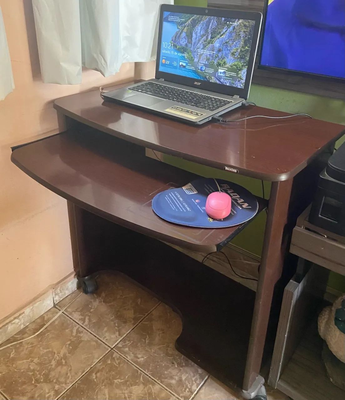 Mesinha de computador (seminovo) - Foto 2