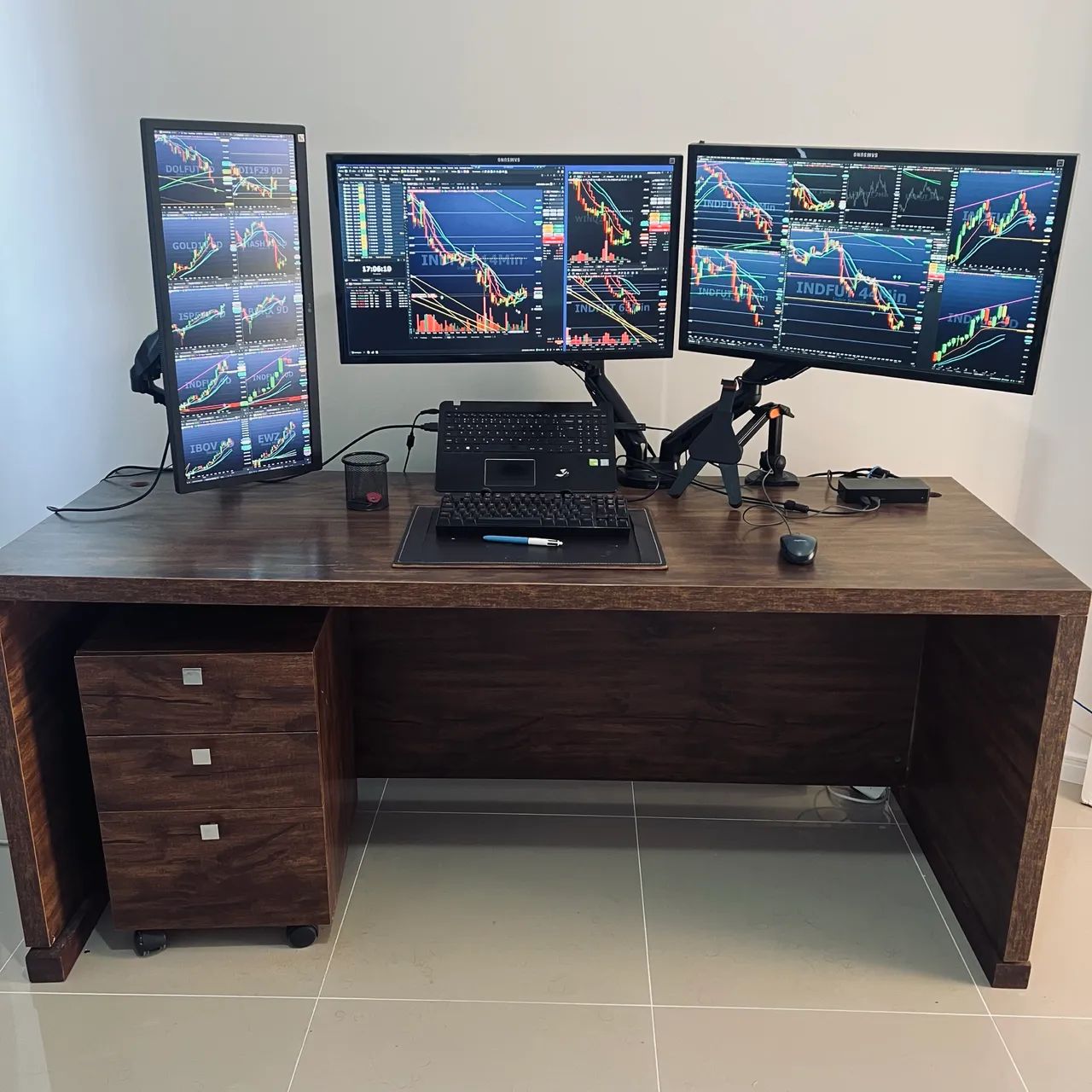 Monitor 4k de 28? e braço articulado - Foto 4
