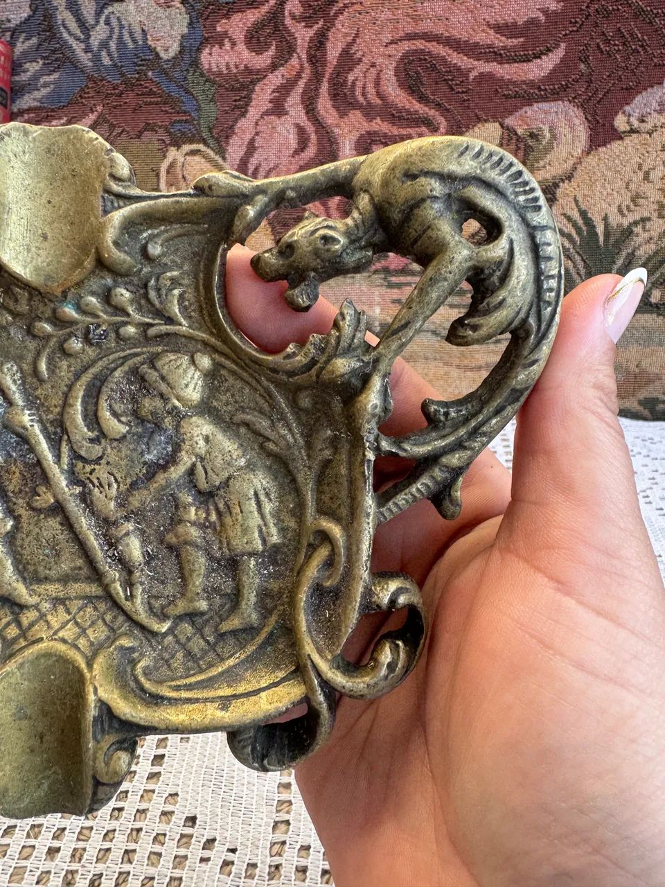 Cinzeiro antigo gárgulas em bronze  - Foto 2