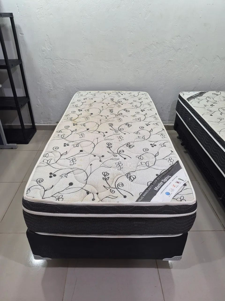 Cama box e colchão em molas Ortobom 