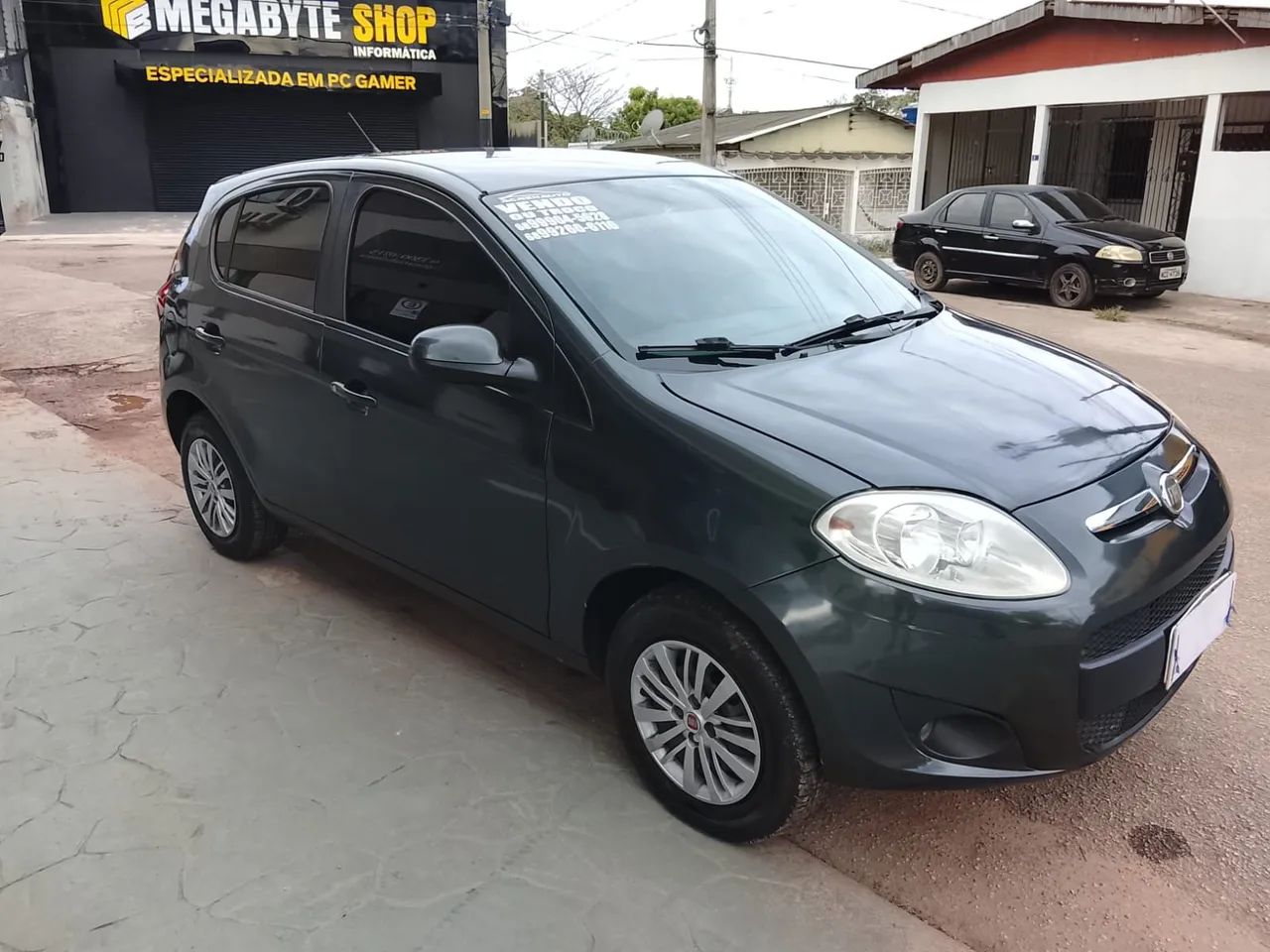 Fiat Palio Attractive 1.0 EVO Fire Flex 8V 5P 2014 - Foto 2