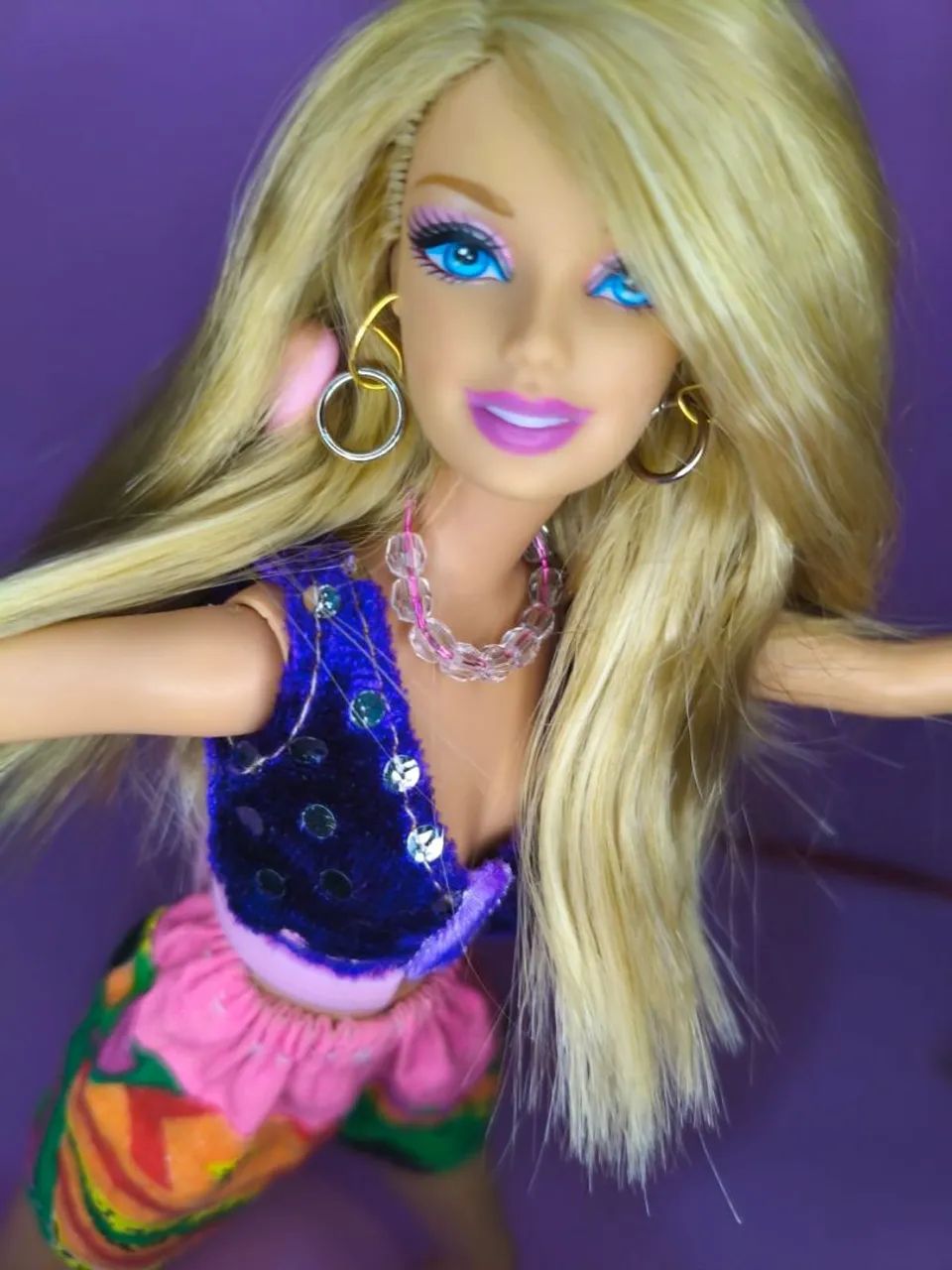 Boneca Barbie Articulada com Mecanismo 