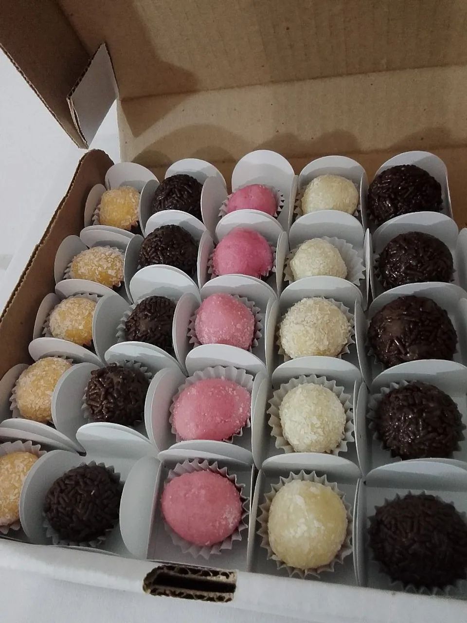 Brigadeiros 8 gramas 