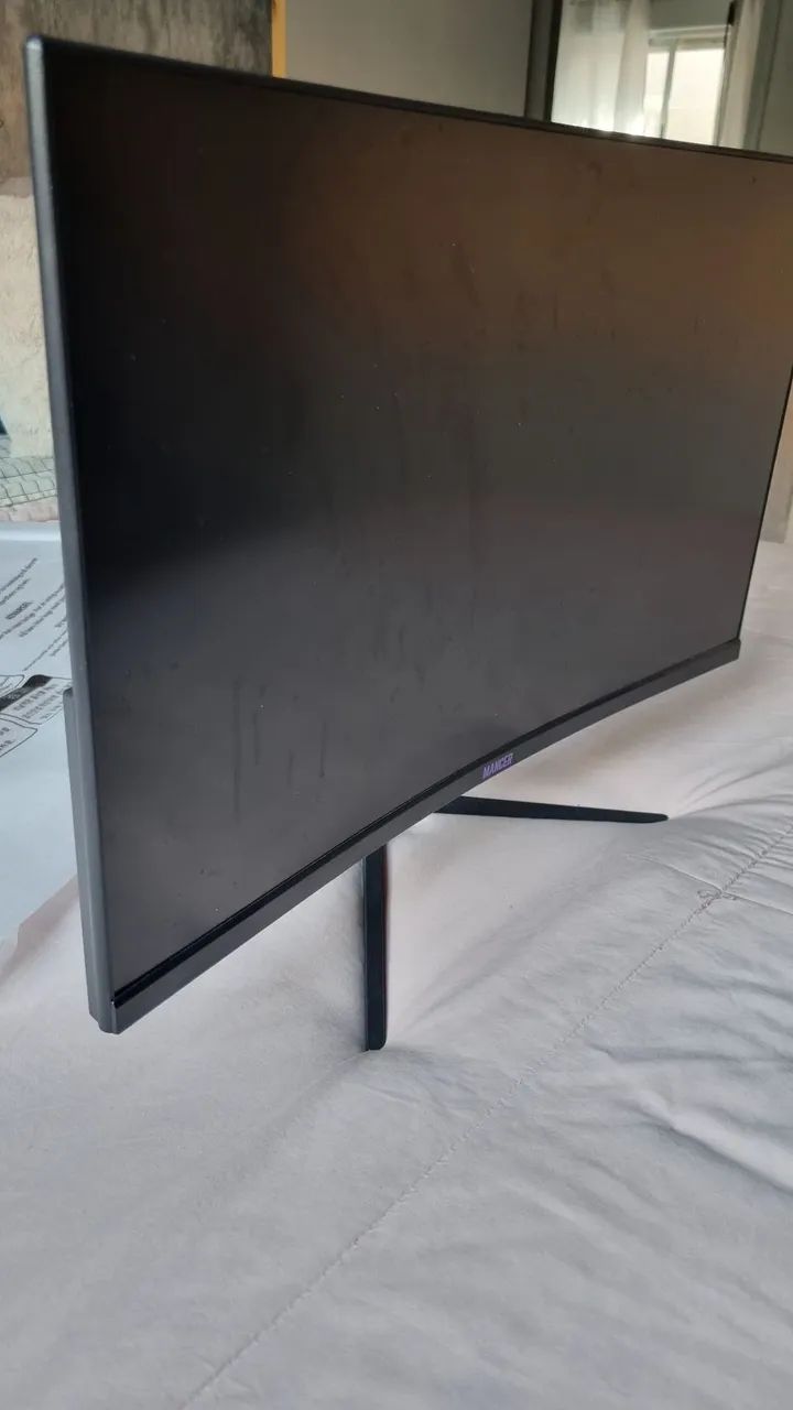 ? Monitor Mancer Valak 24" Curvo ? COM DEFEITO - Foto 2