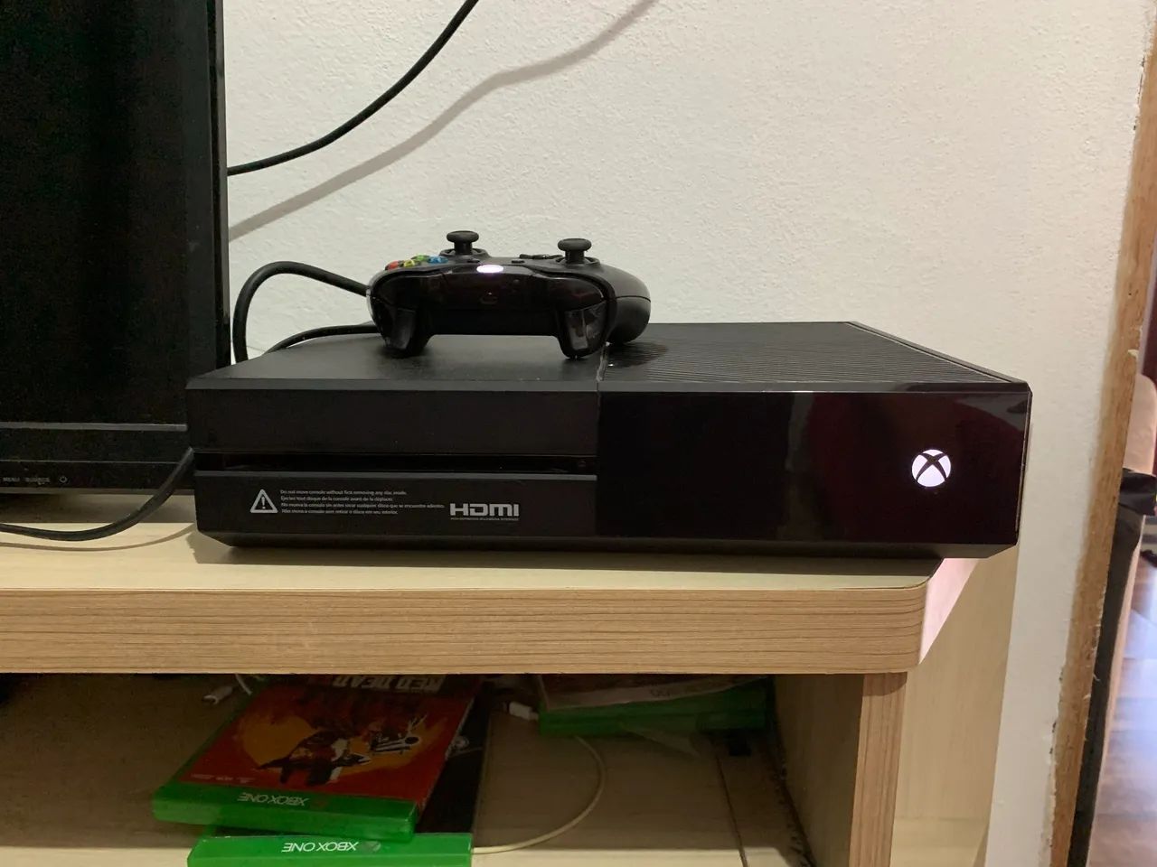 Vende-se Xbox one fat  - Foto 4
