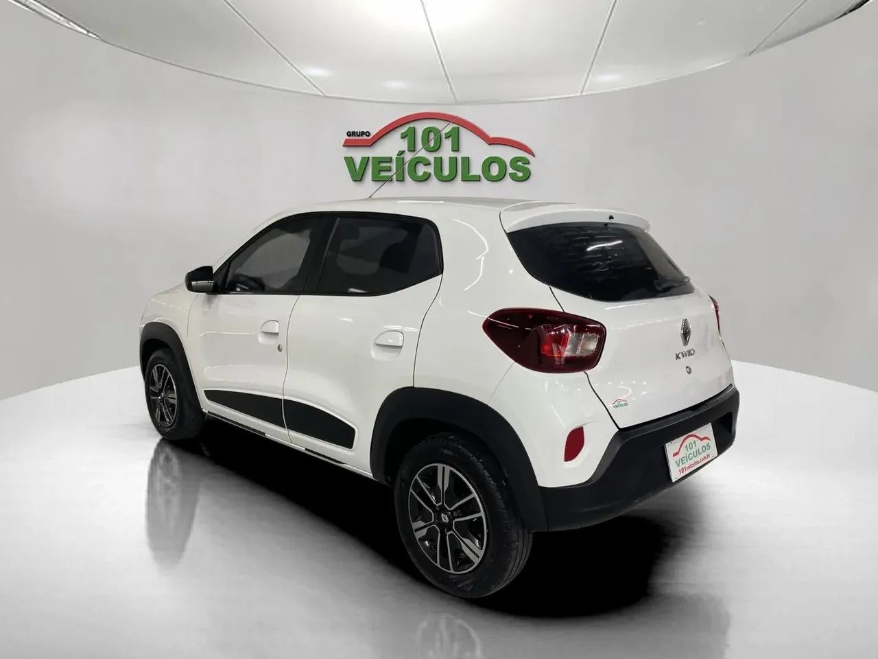 Renault Kwid Intense 1.0 Flex 12V 5P Mec. 2023 - Foto 4