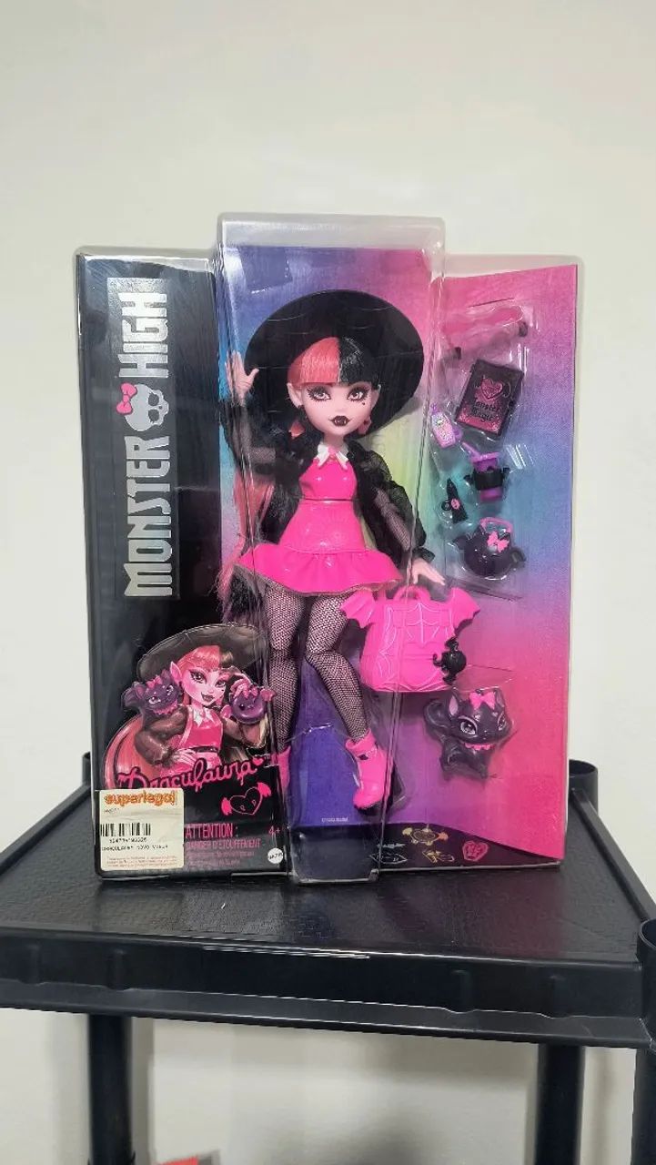 Draculaura core refresh 1 lacrada