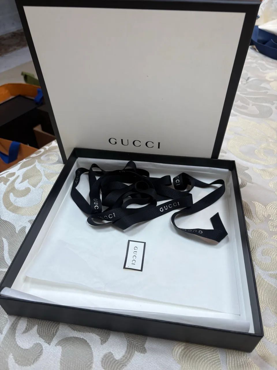 Caixa Gucci branca - 16x16cm - Foto 2