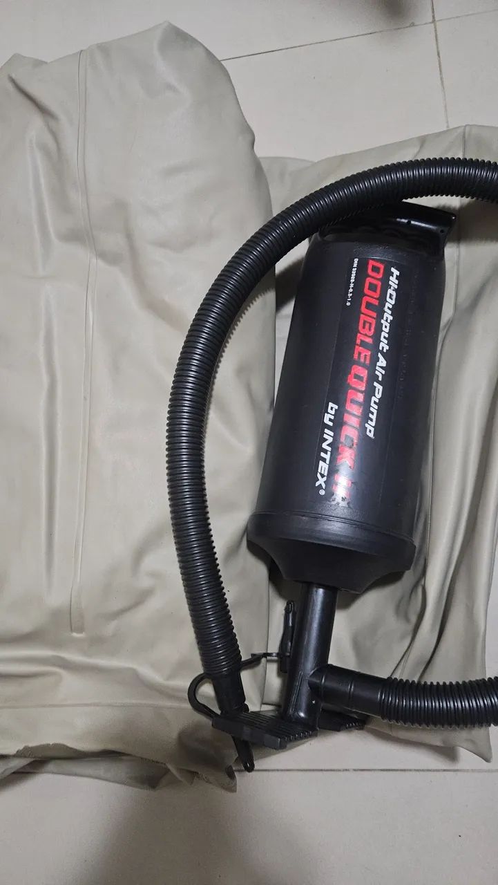 Colchão de ar inflável + bomba