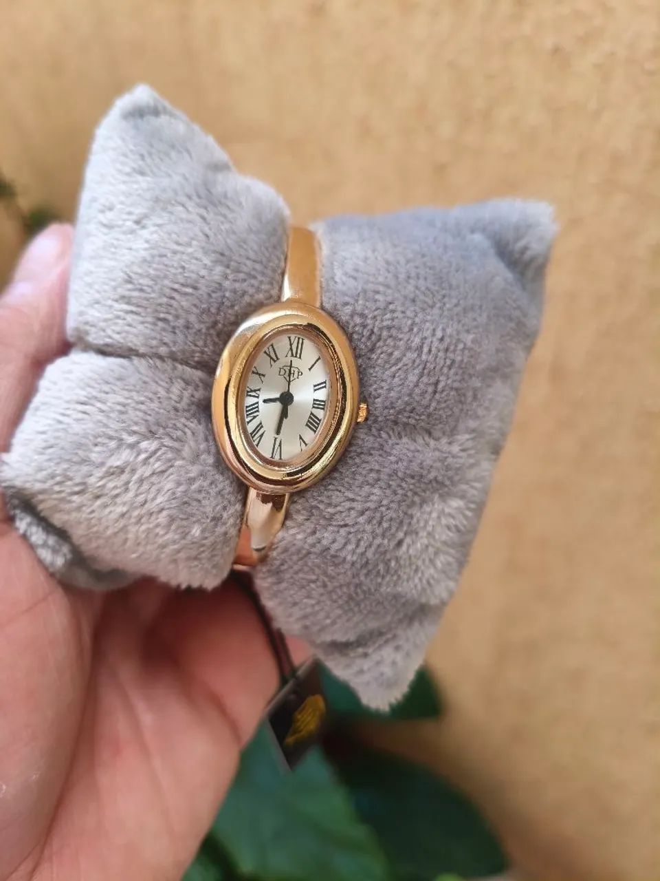 Relógio feminino bracelete lindo  - Foto 2