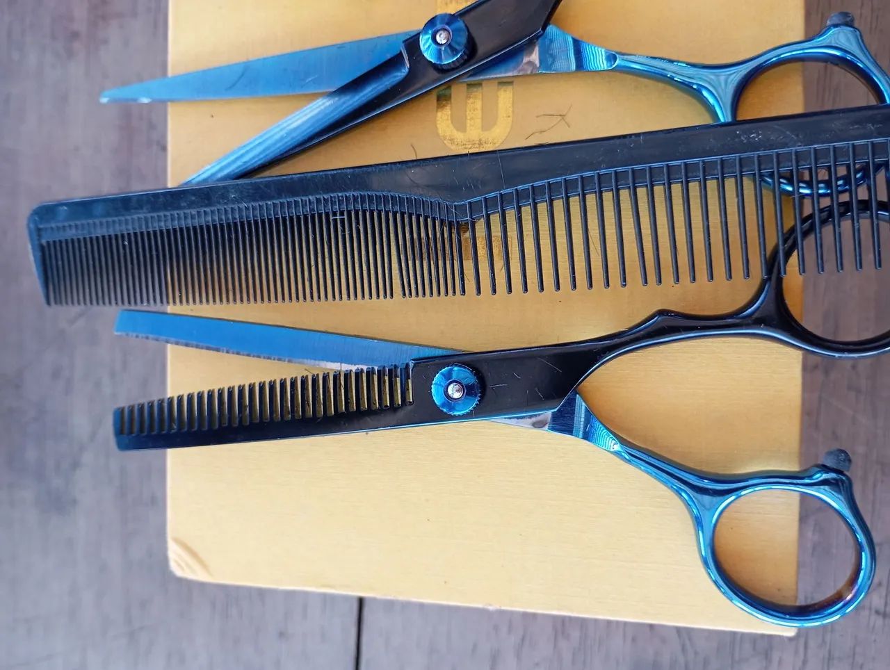 Tesouras de cortar cabelo profissionais  - Foto 2