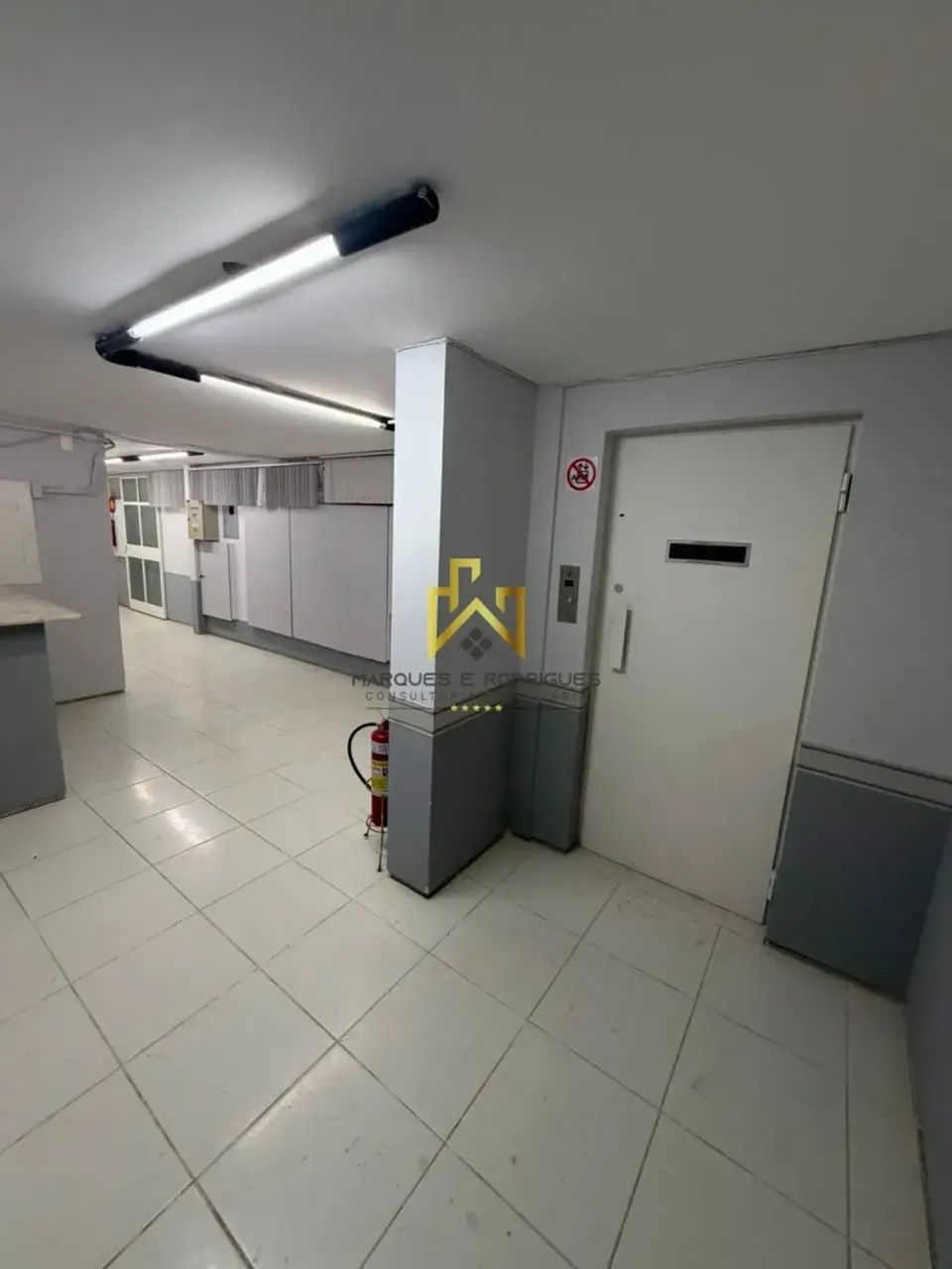Andar Comercial com 235m²  Santa Efigênia - Foto 2