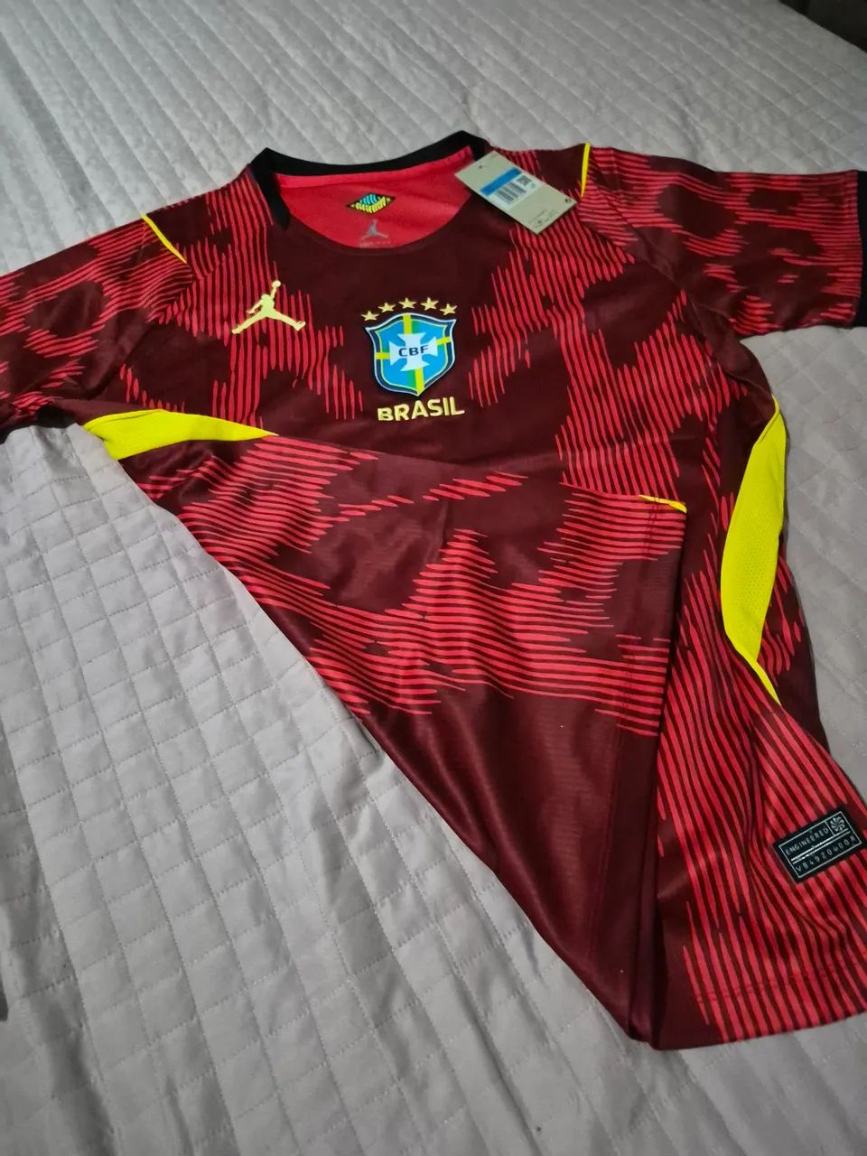 Camisa vermelha M Brasil 2026 - Foto 5