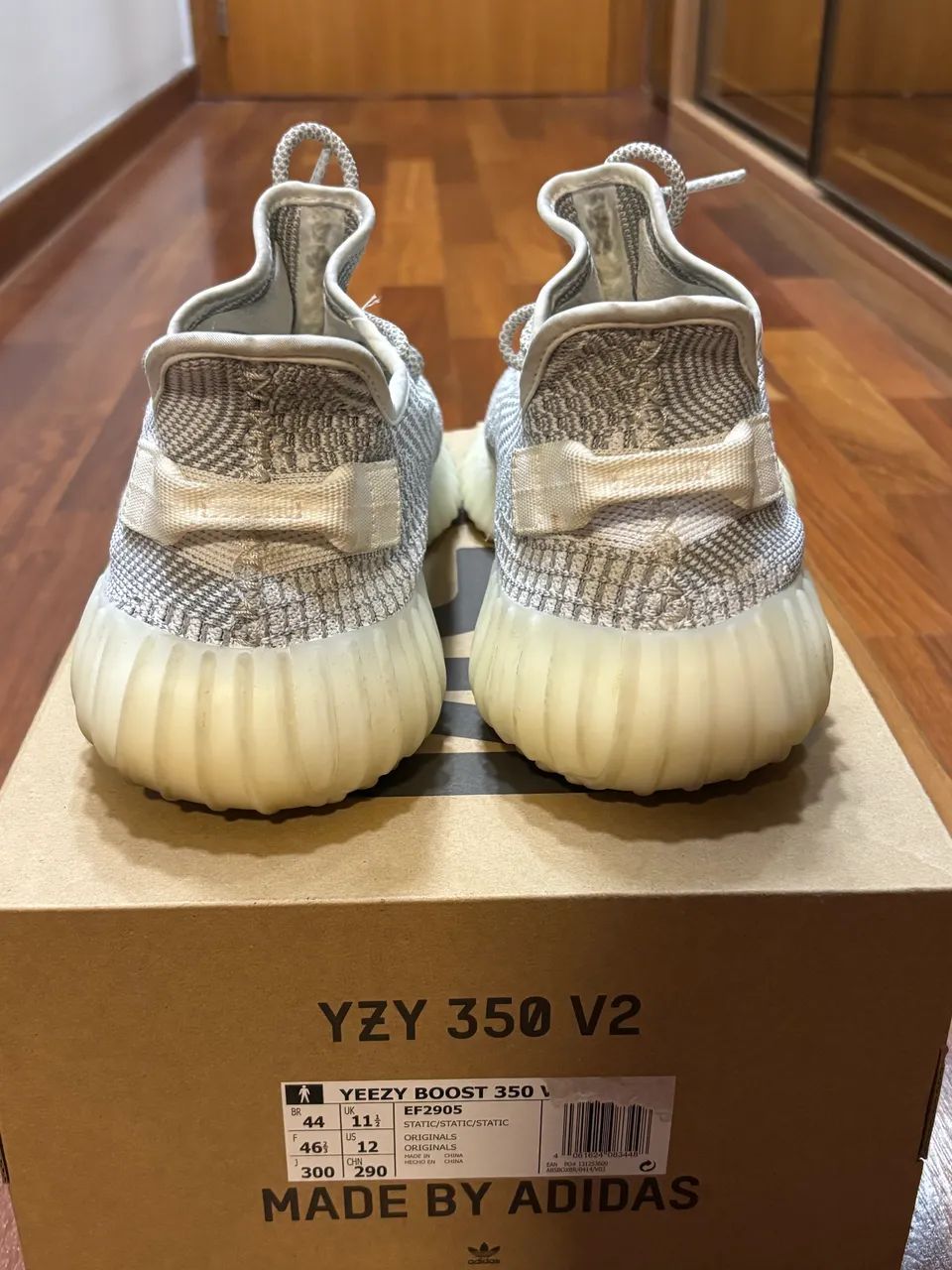 Yeezy 350 V2 Static Non-Reflective  - Foto 4