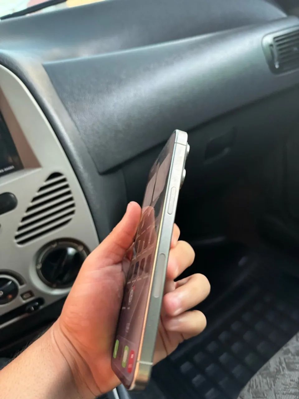 iPhone 15 pro Max 256 - Foto 2