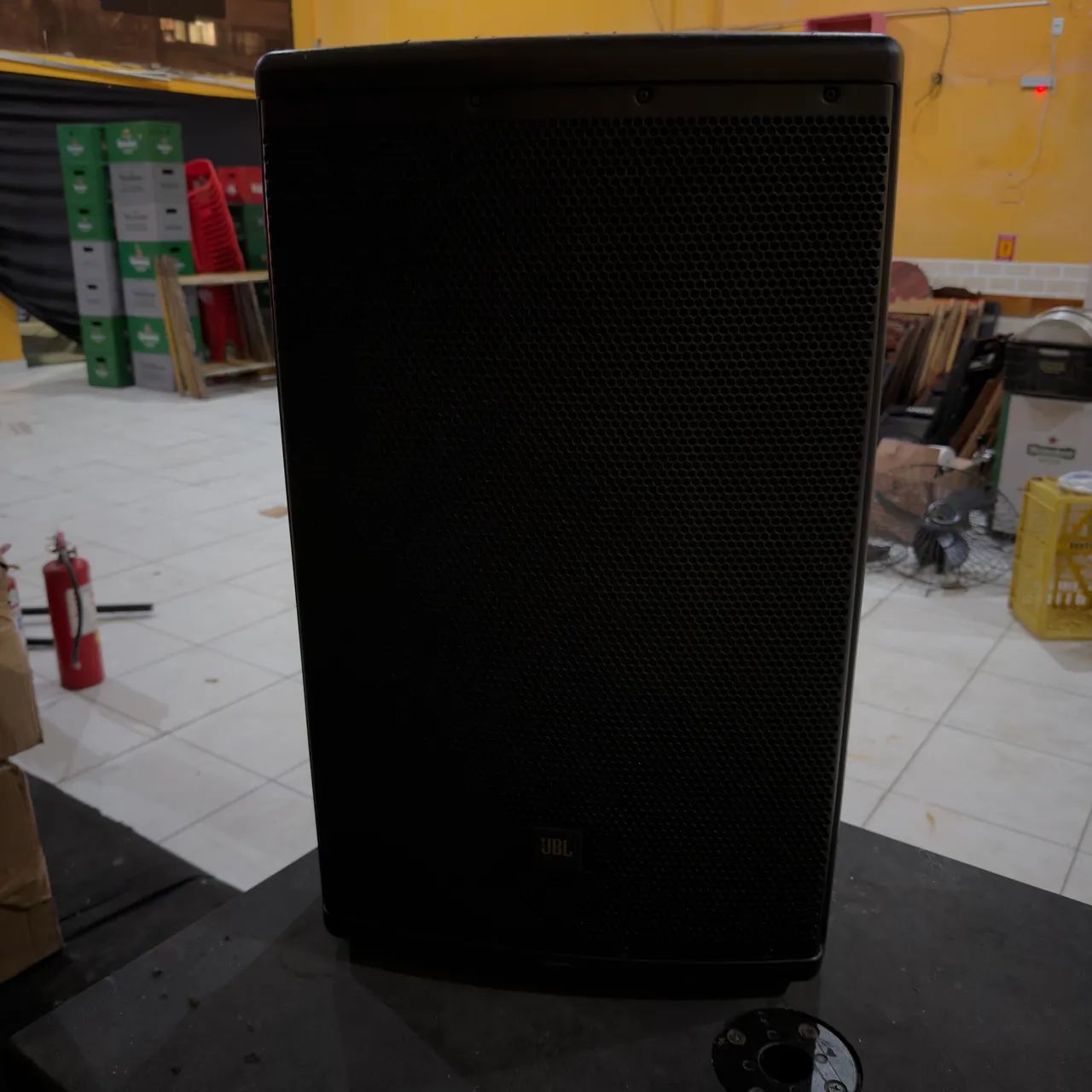 Caixa jbl eon 615
