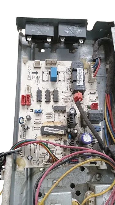 PLACA ELETRONICA PRINCIPAL PISO TETO YORK, KOMECO, MIDEA, CARRIER - Foto 4