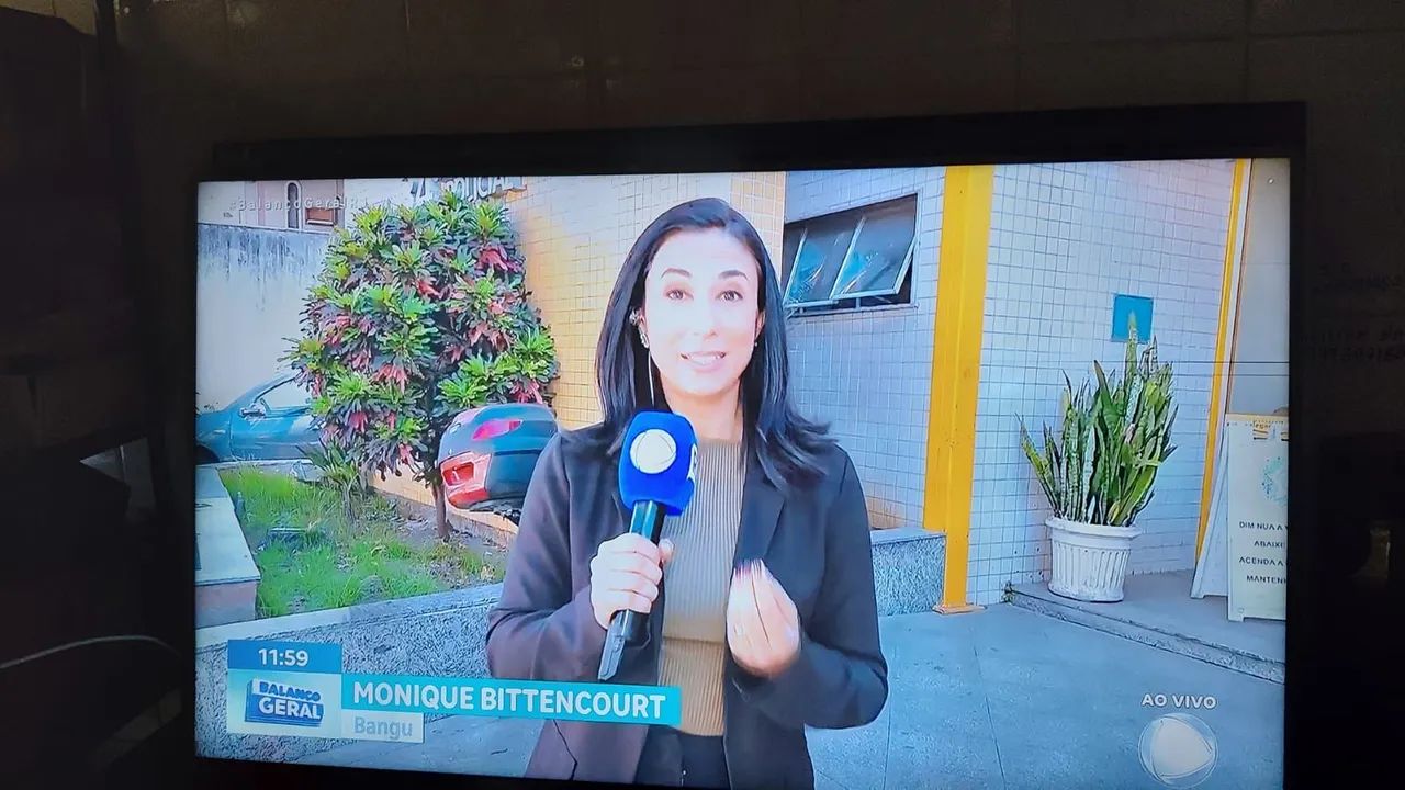 Tv lg 50 polegadas ( tv não é smart )