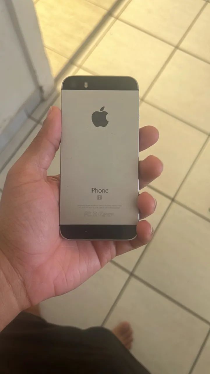 Iphone SE primeira geração 