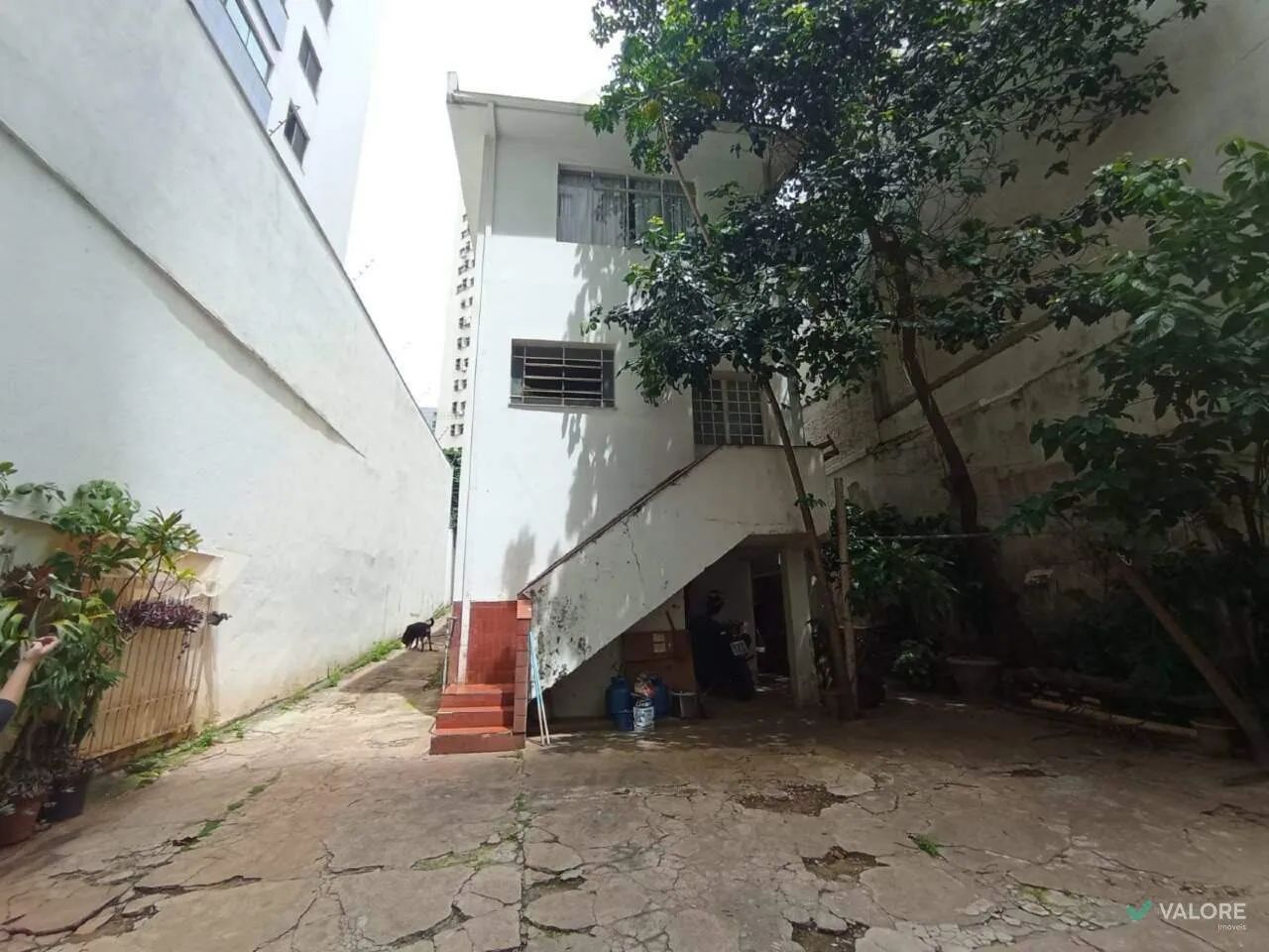Casa com area total de 400m² na Savassi .