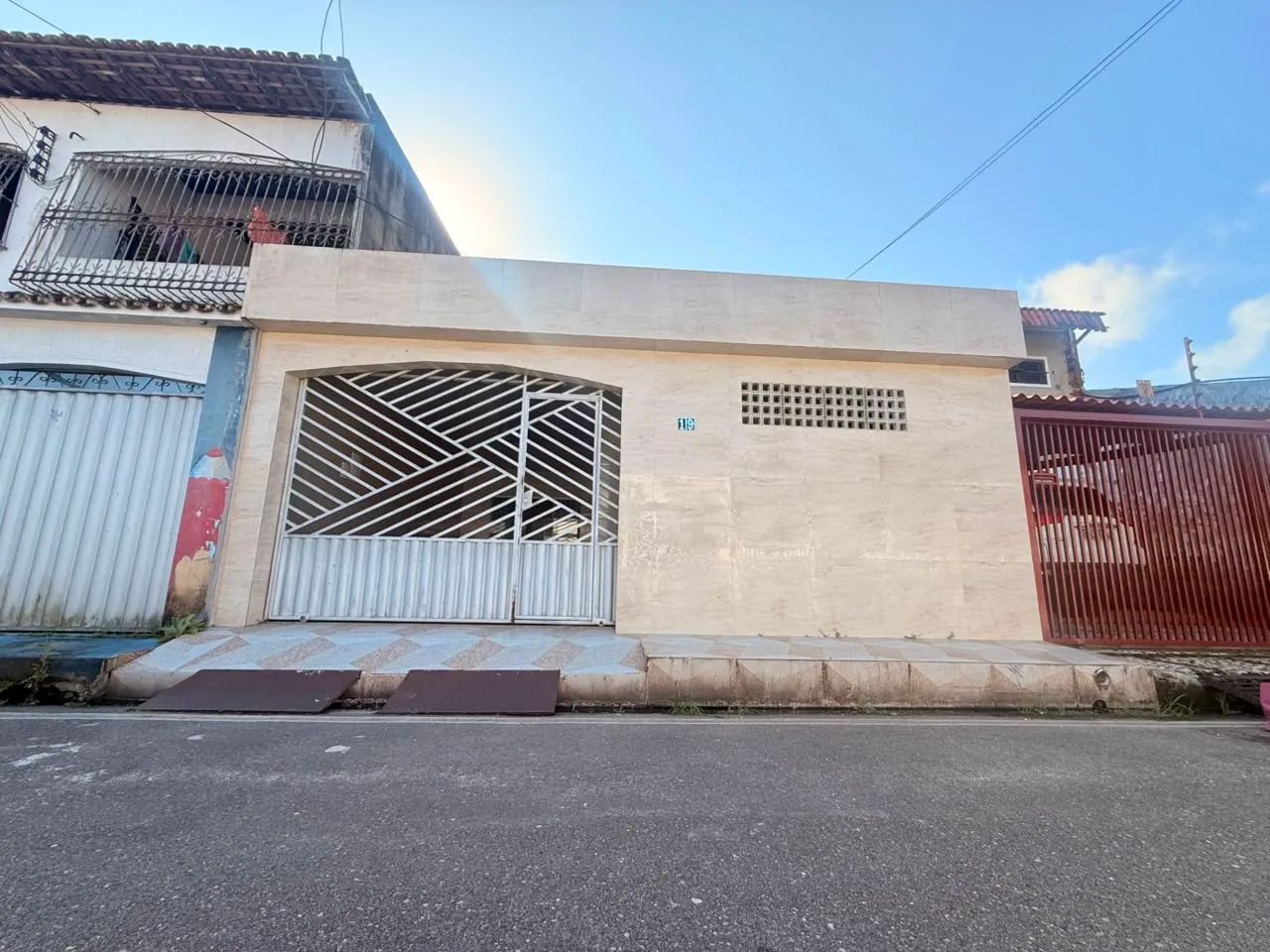 Linda Casa em Vila Fechada no Tenoné com Piscina - Foto 2