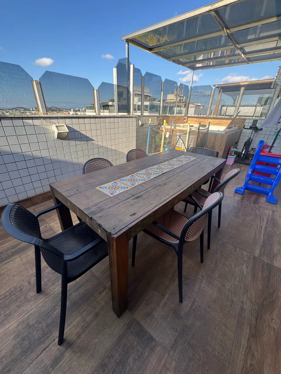 Mesa de Madeira Tratada 1,81m - R$ 550 - Foto 3