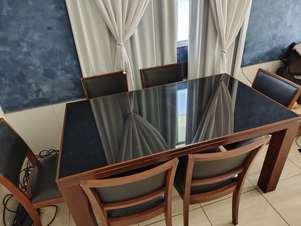 Mesa com 6 cadeiras madeira maciça nobre - Foto 3