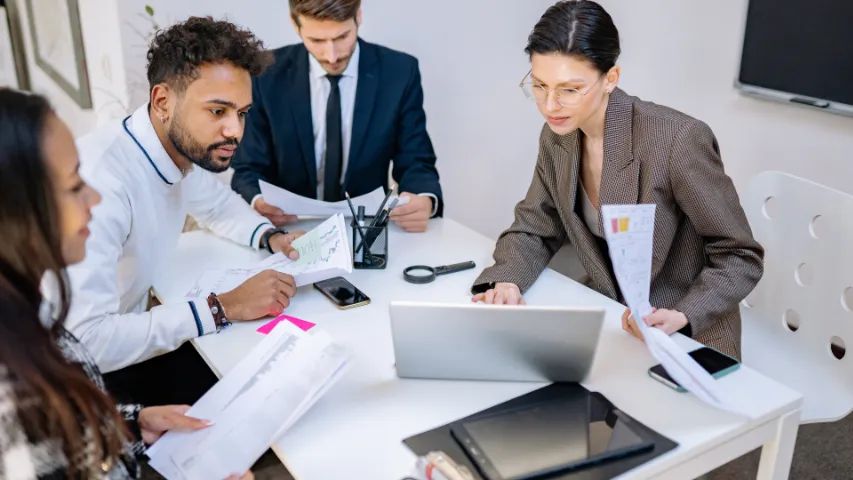 Oportunidade: Empresa de Gestão Pública e Educação Profissional à Venda