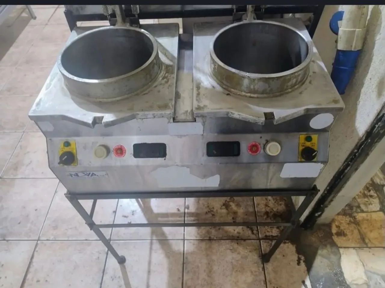 Máquina de fritar frango 220 volts - Foto 3