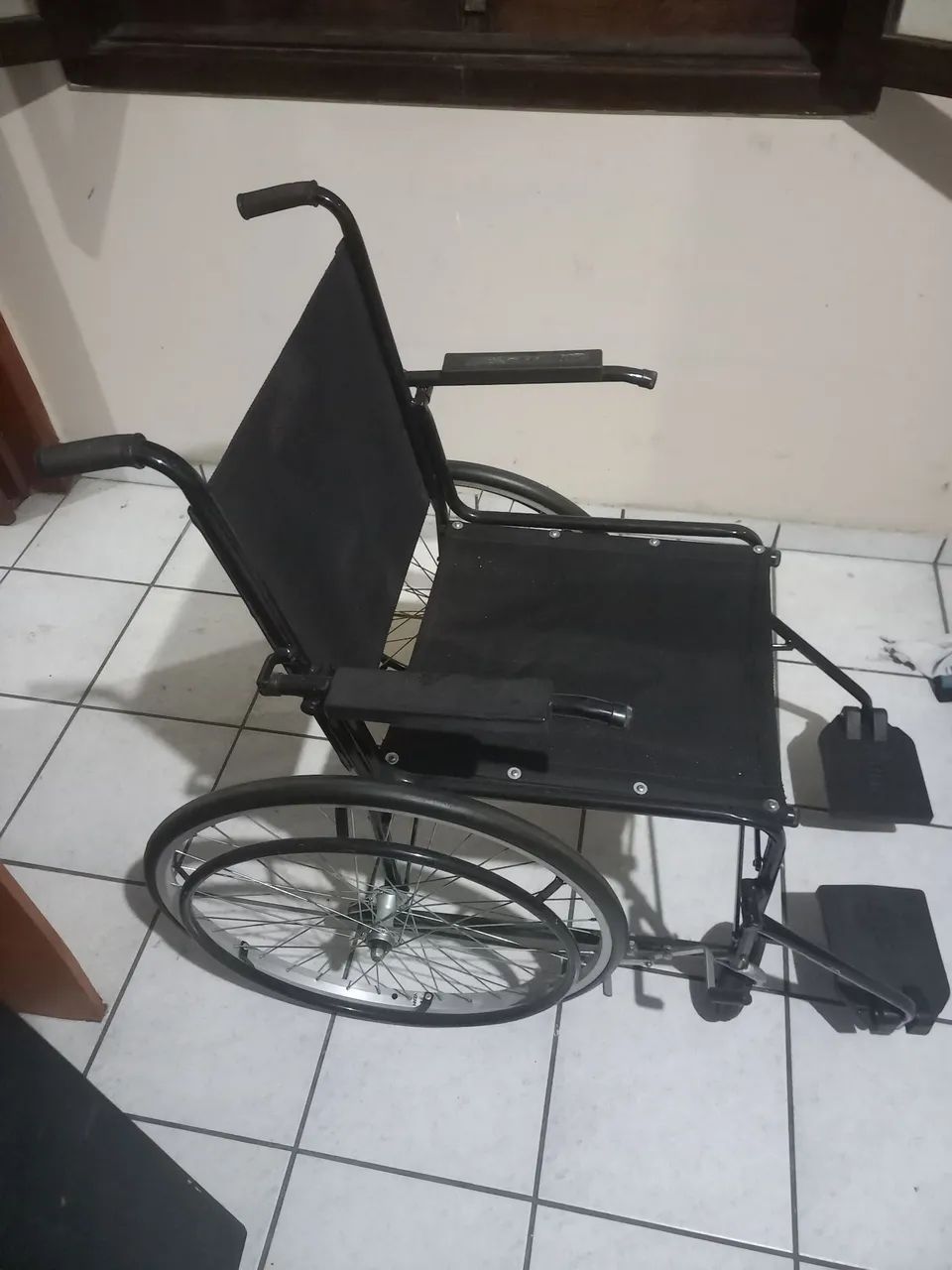 Cadeira de rodas - Foto 4