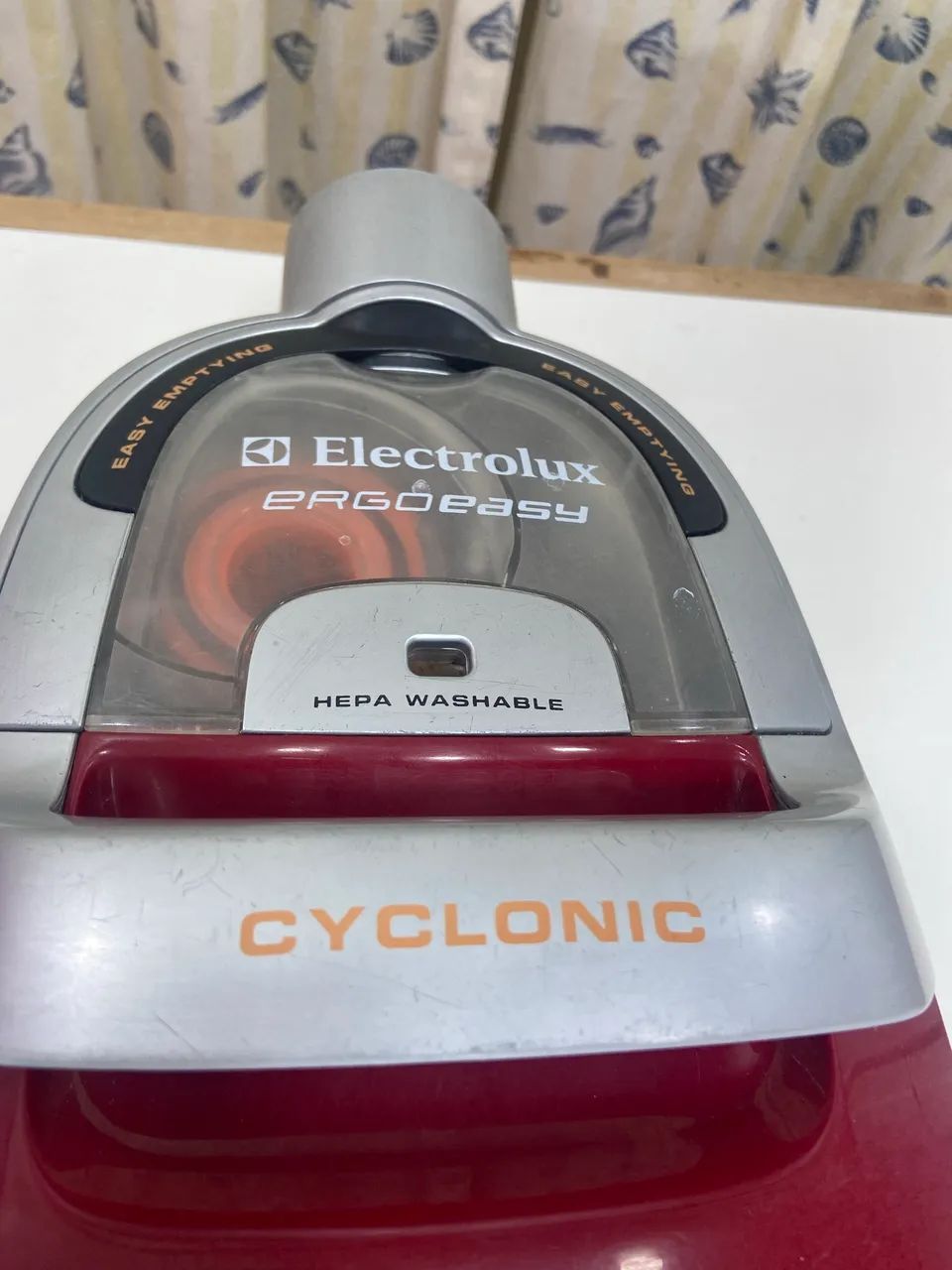 Aspirador Electrolux forte e potente - Foto 3