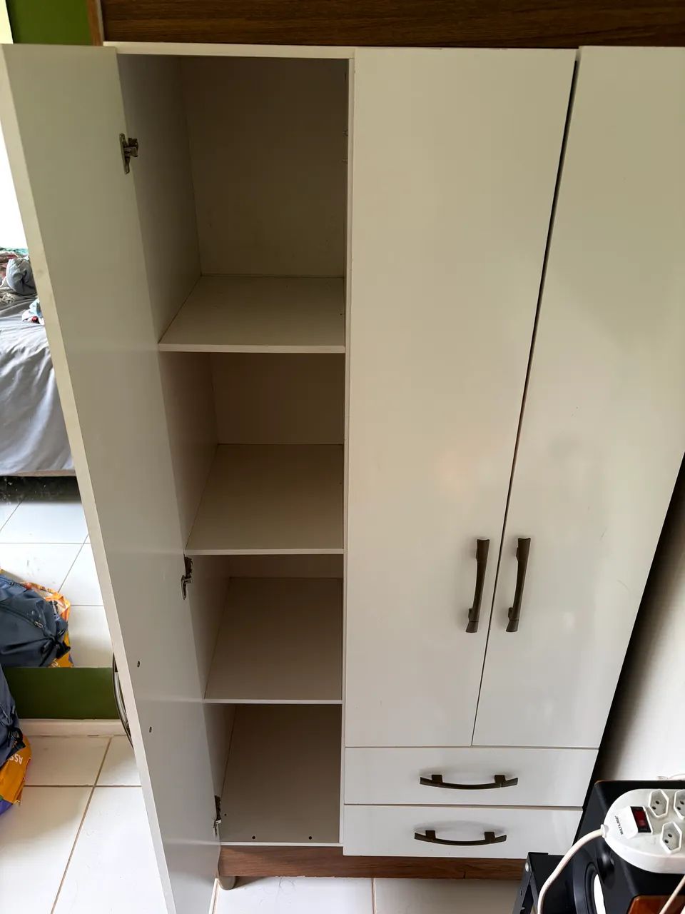 Guarda roupa (semi-novo) - Foto 3