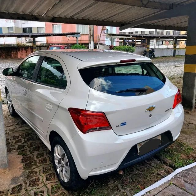 Chevrolet Onix Hatch LT 1.4 8V Flex Mec. 4P 2017 - Foto 4