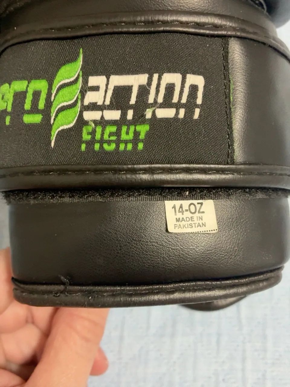 LUVA PROACTION FIGHT 14 OZ - BOXE / MUAY THAI