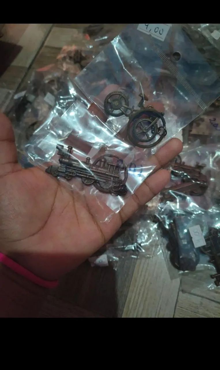 Chaveiros de metal - Foto 2
