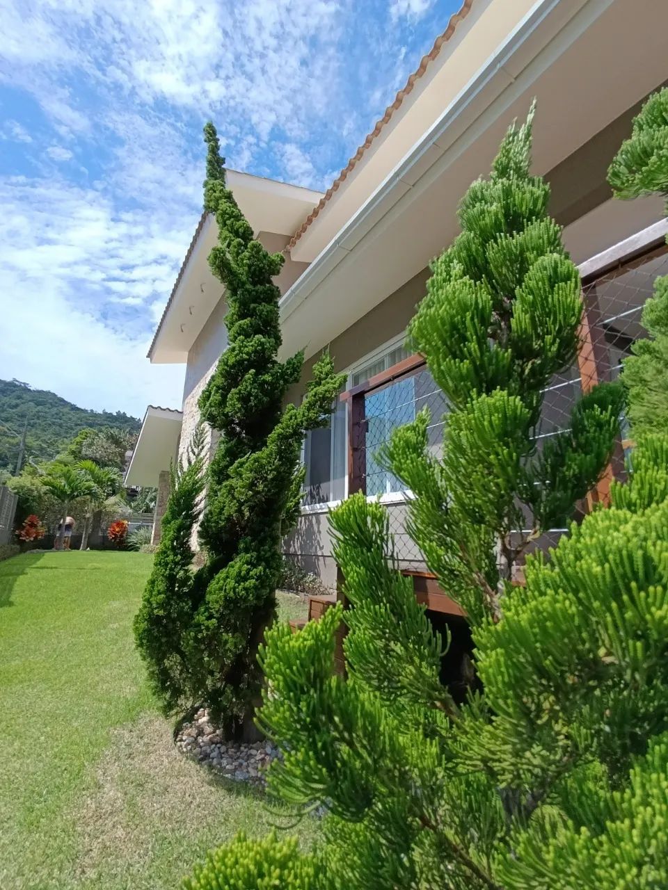 Casa com 3 dormitórios no bairro Panorâmico em Garopaba/SC - Foto 2