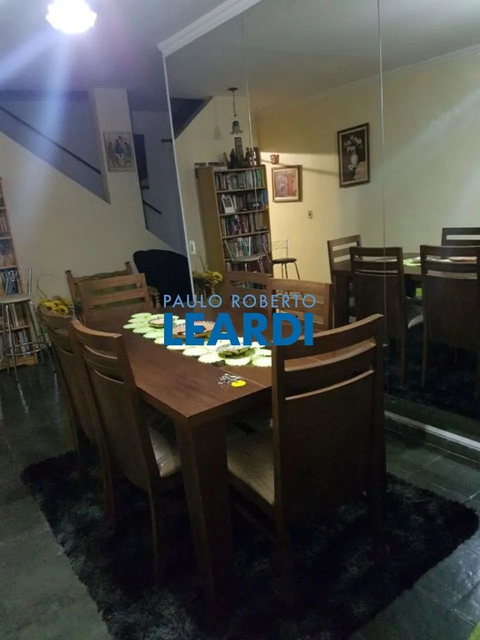 CASA ASSOBRADADA - CIDADE DUTRA - SP