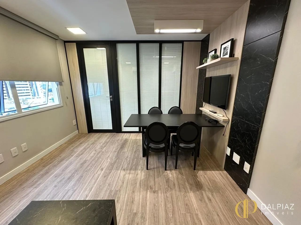 Excelente Sala Comercial na Trindade toda mobiliada para locação - Foto 5