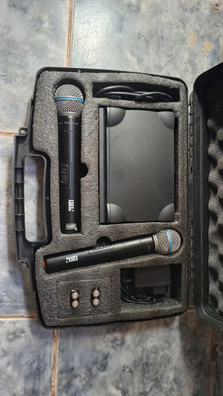 Vendo caixa do som JBL 120 mais microfone JWL - Foto 3