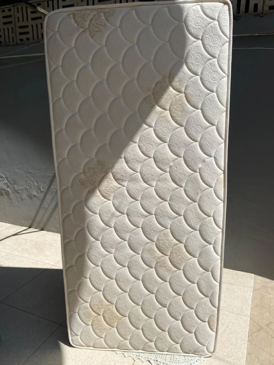 Colchão Solteiro Molas Ensacadas Pocket - SOL Colchões Mercúrio (Usado)